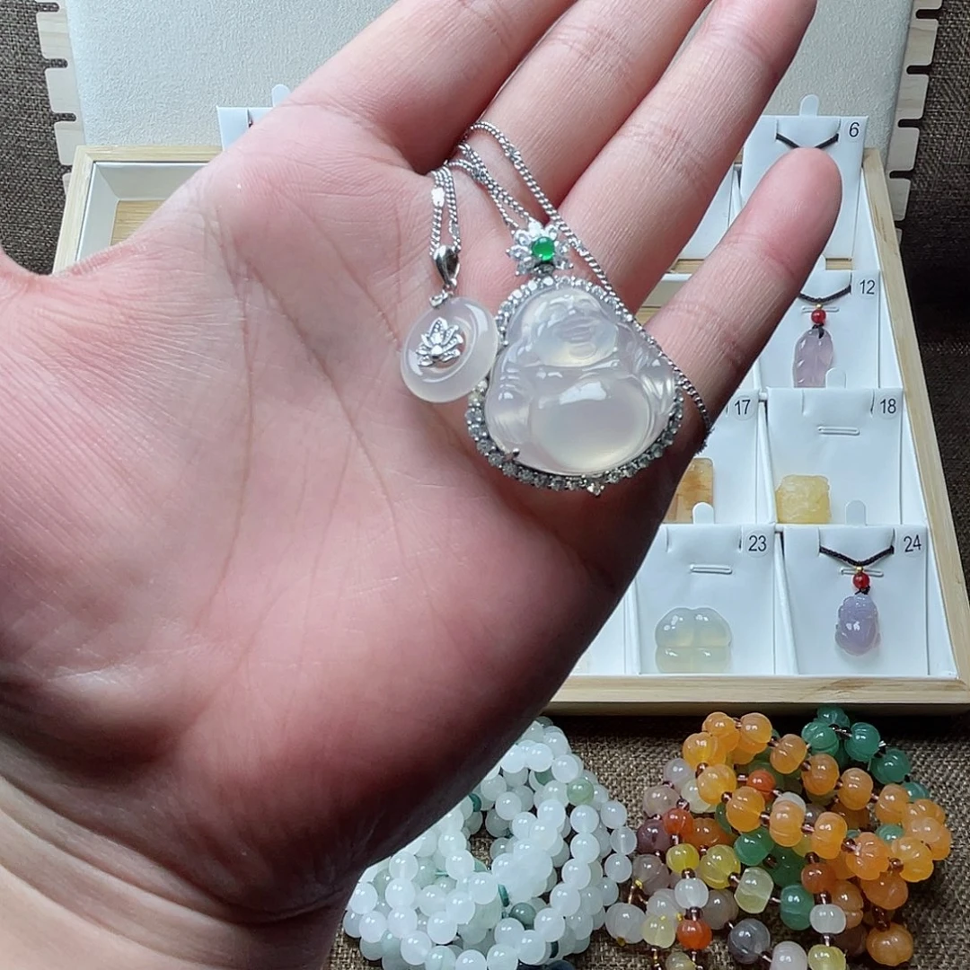 玛瑙/玉髓吊坠(赠链)未镶嵌佛公