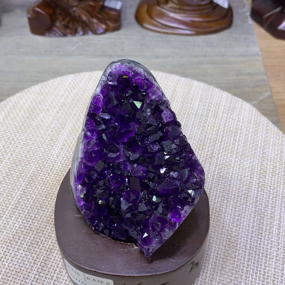 紫晶大型摆件（非配饰）未镶嵌