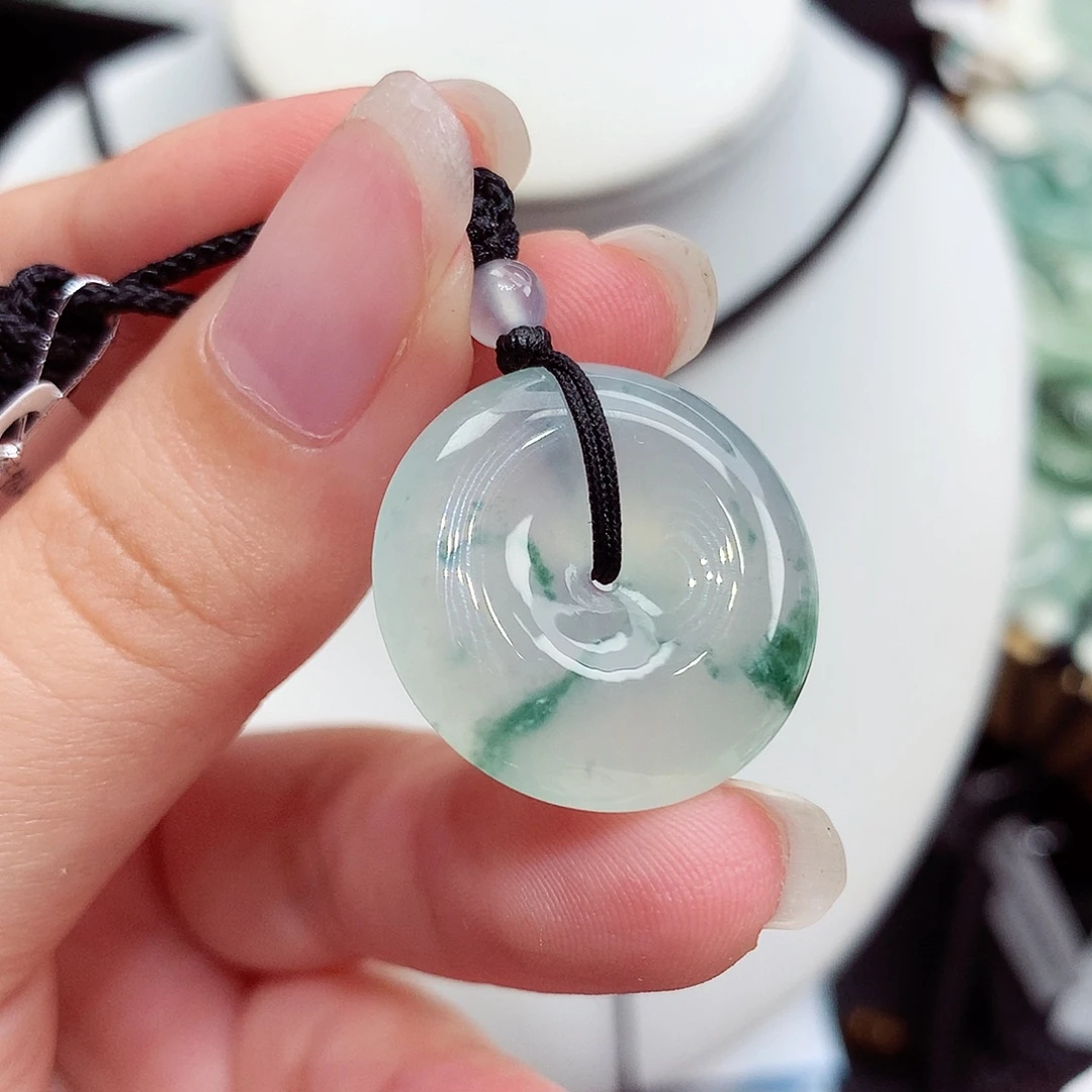 翡翠未镶嵌颈饰翡翠138，22.8/6