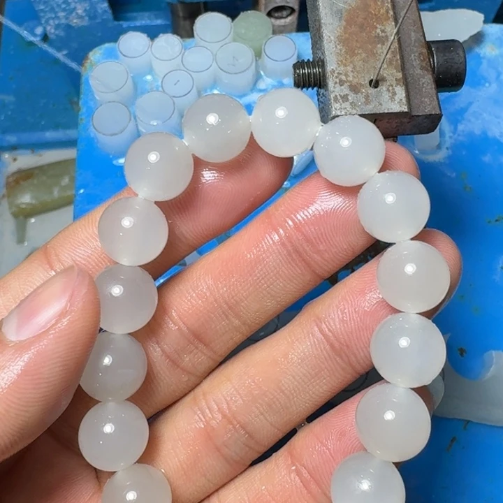 和田玉未镶嵌手链卡12