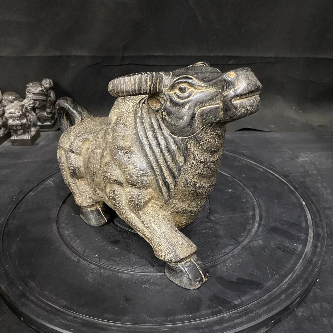 聚鹏阁山西青石摆件青石抬头牛