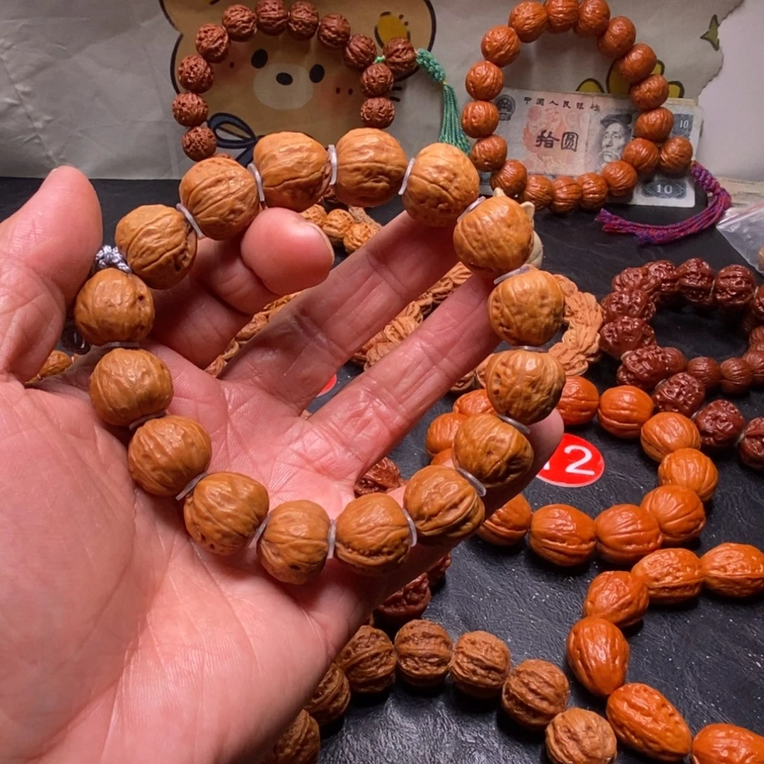 手串文玩核桃小窝头