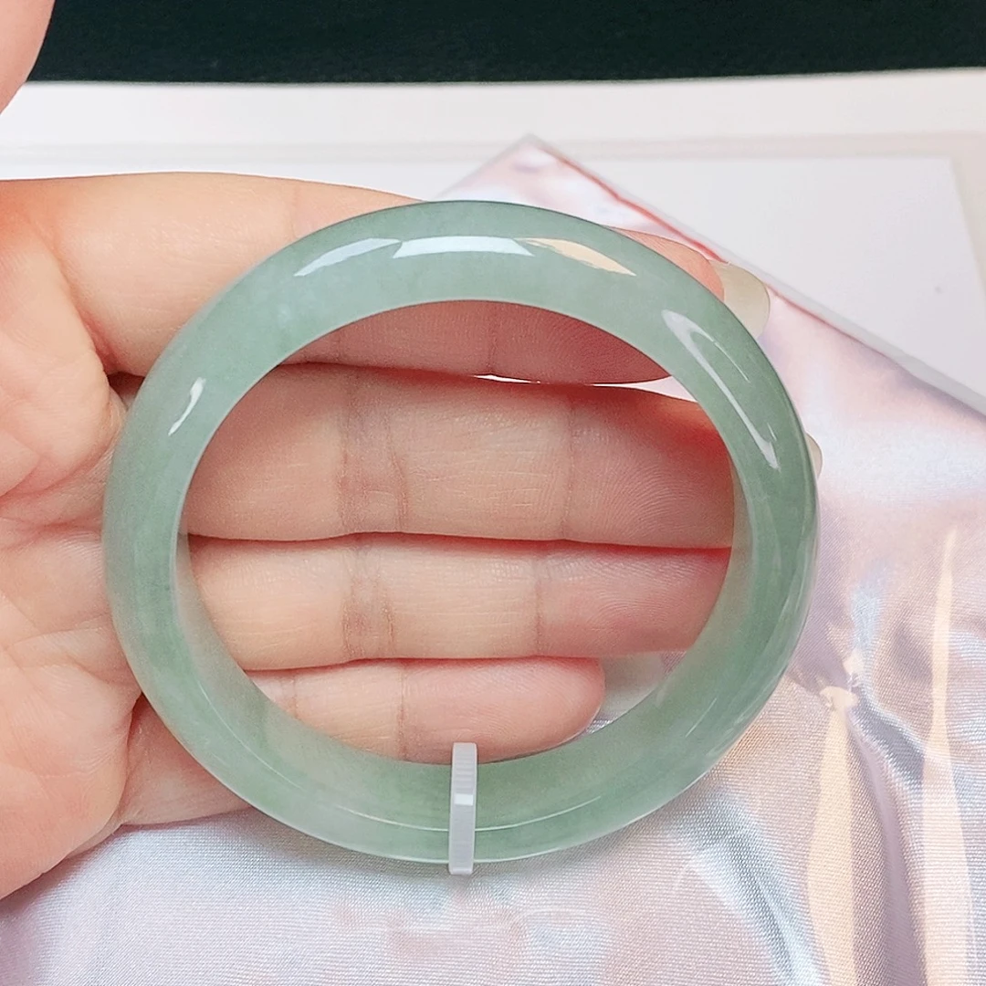 未镶嵌手镯翡翠正圈55.6