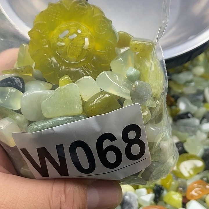 未镶嵌蛇纹石玉鱼缸石