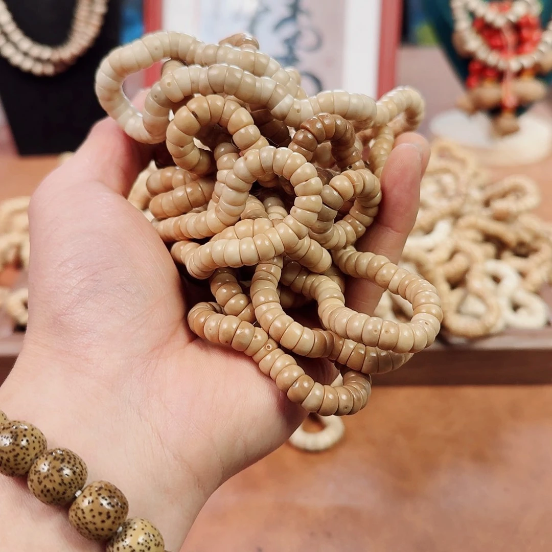 手串菩提根/象牙果龙脊菩提带月大肠单圈