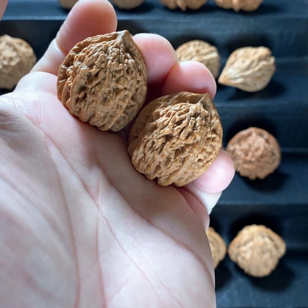 桃核把件野生原树承德公子帽30轻微反油