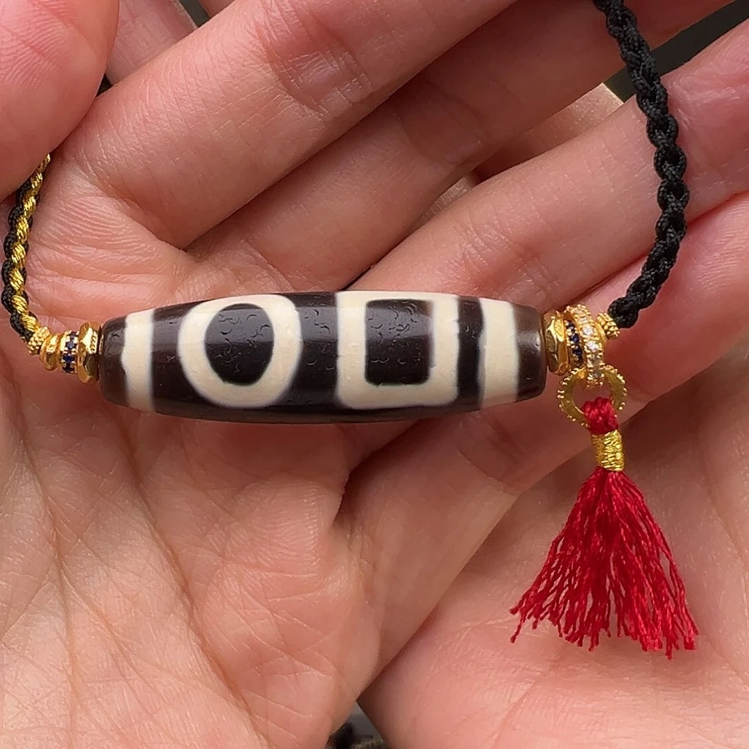 ；****玛瑙/玉髓未镶嵌颈饰