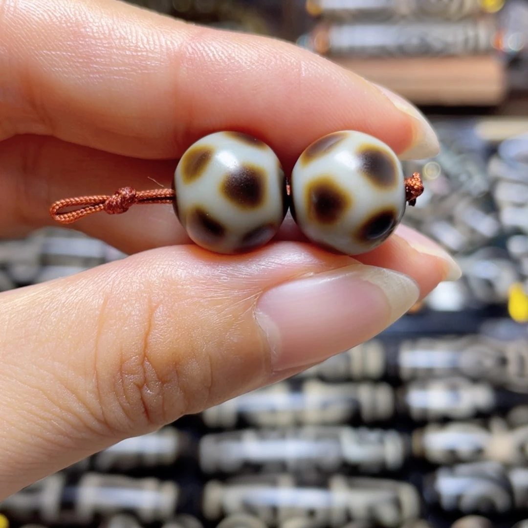 玛瑙/玉髓未镶嵌珠宝半成品7