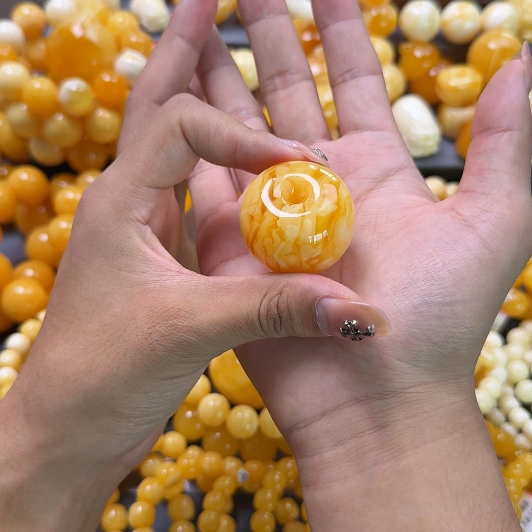 未镶嵌蜜蜡珠宝奇石