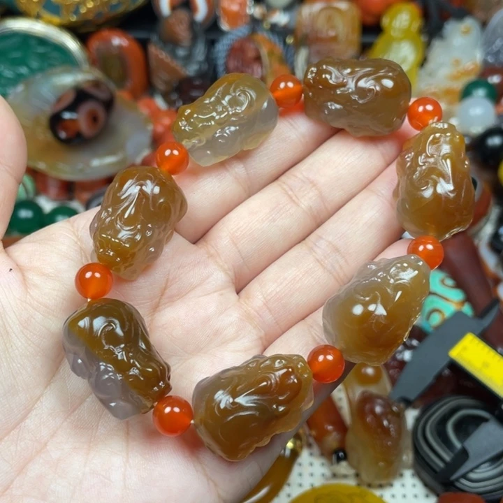 玛瑙/玉髓未镶嵌颈饰