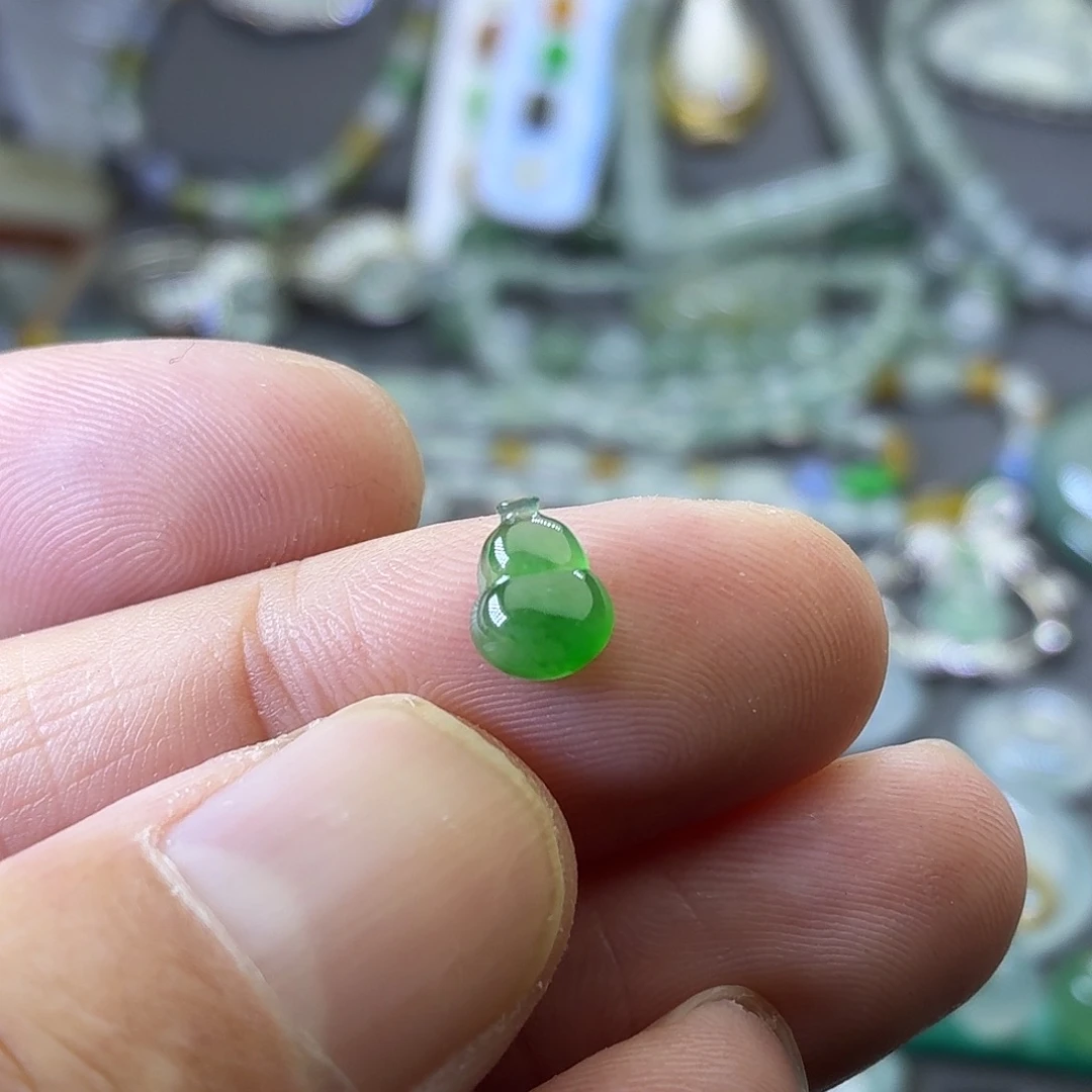 翡翠裸石葫芦8/6.2/3.5