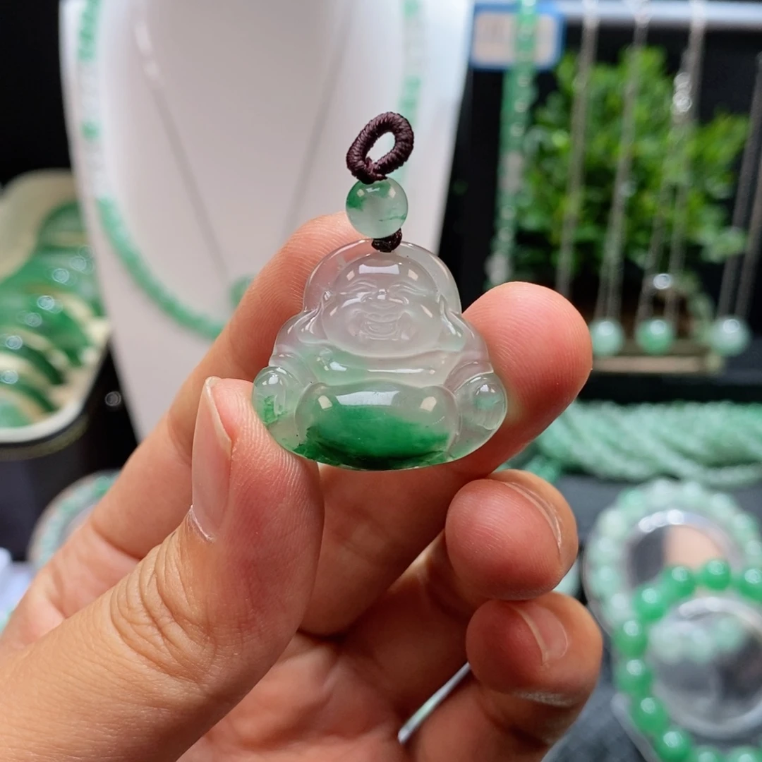 *****石英质玉未镶嵌颈饰