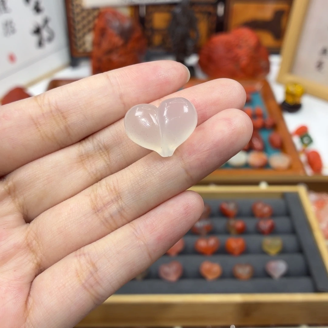 南红玛瑙未镶嵌配饰南红屁桃