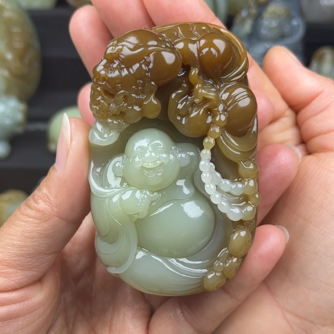 M***o和田玉未镶嵌把件