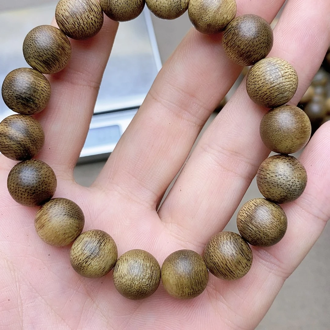 沉香碎屑沉香越南芽庄野生沉水白奇楠73号