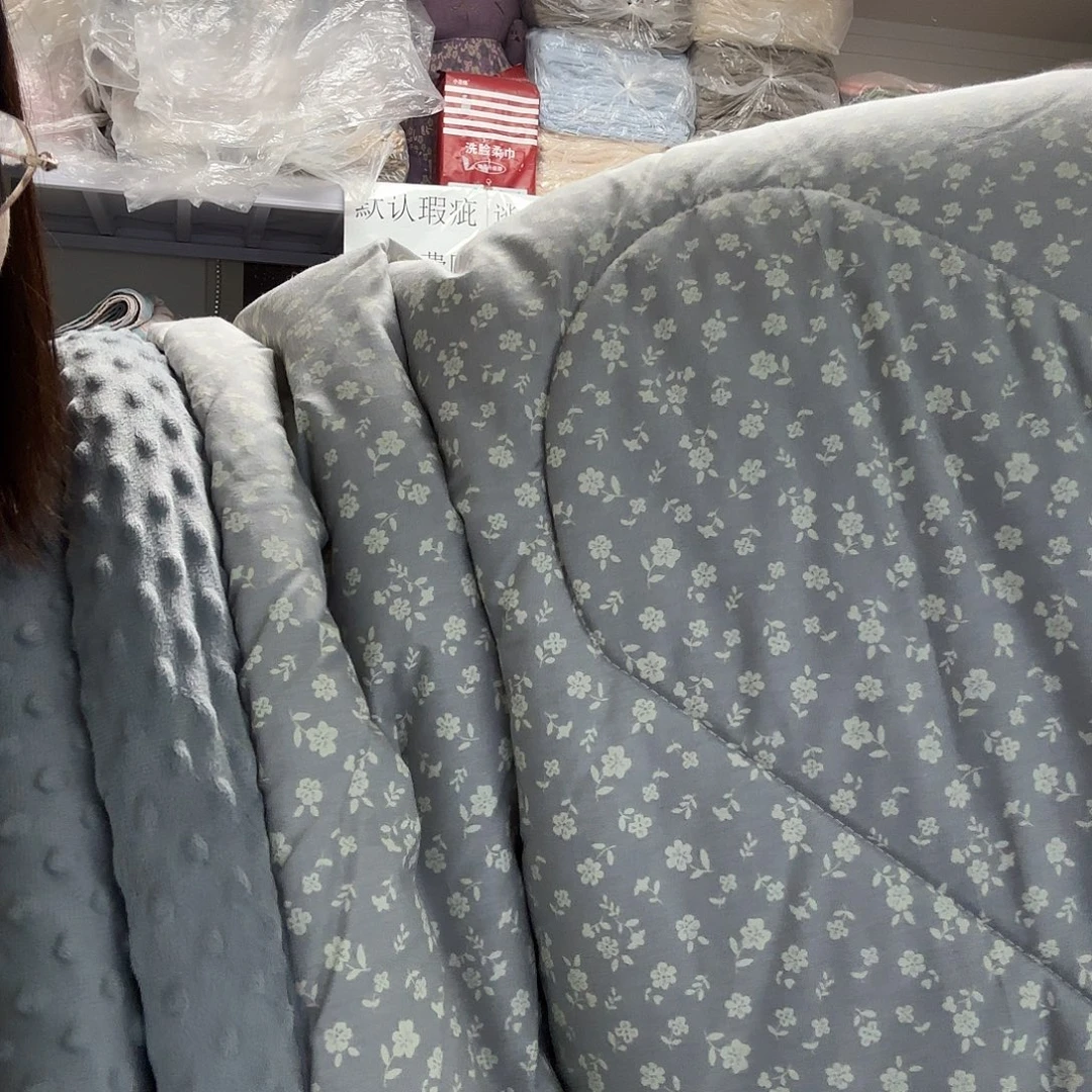 棉单人灰色碎花豆豆被