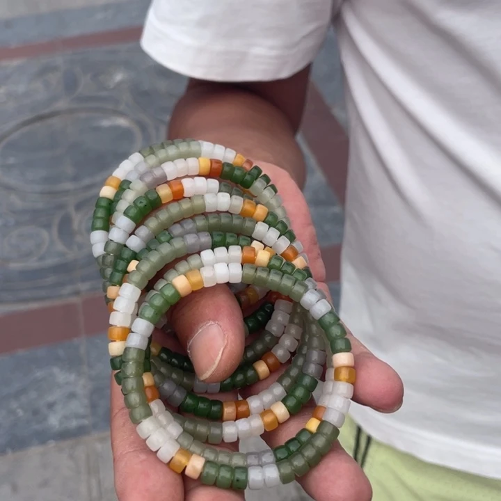 和田玉未镶嵌颈饰多样性发货，发其一