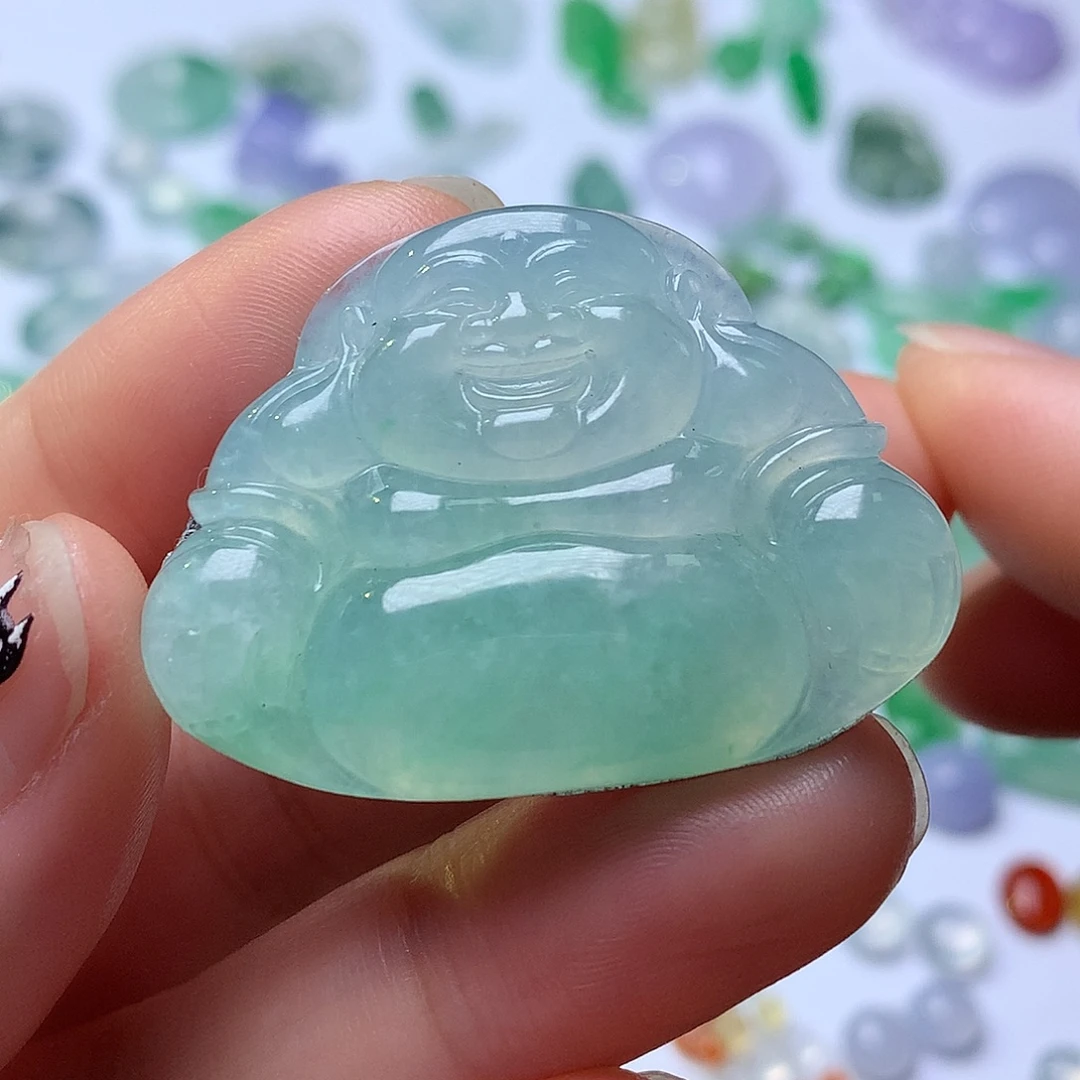 翡翠未镶嵌颈饰佛