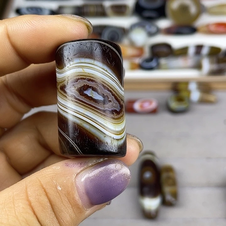 杰***少玛瑙/玉髓散珠用户