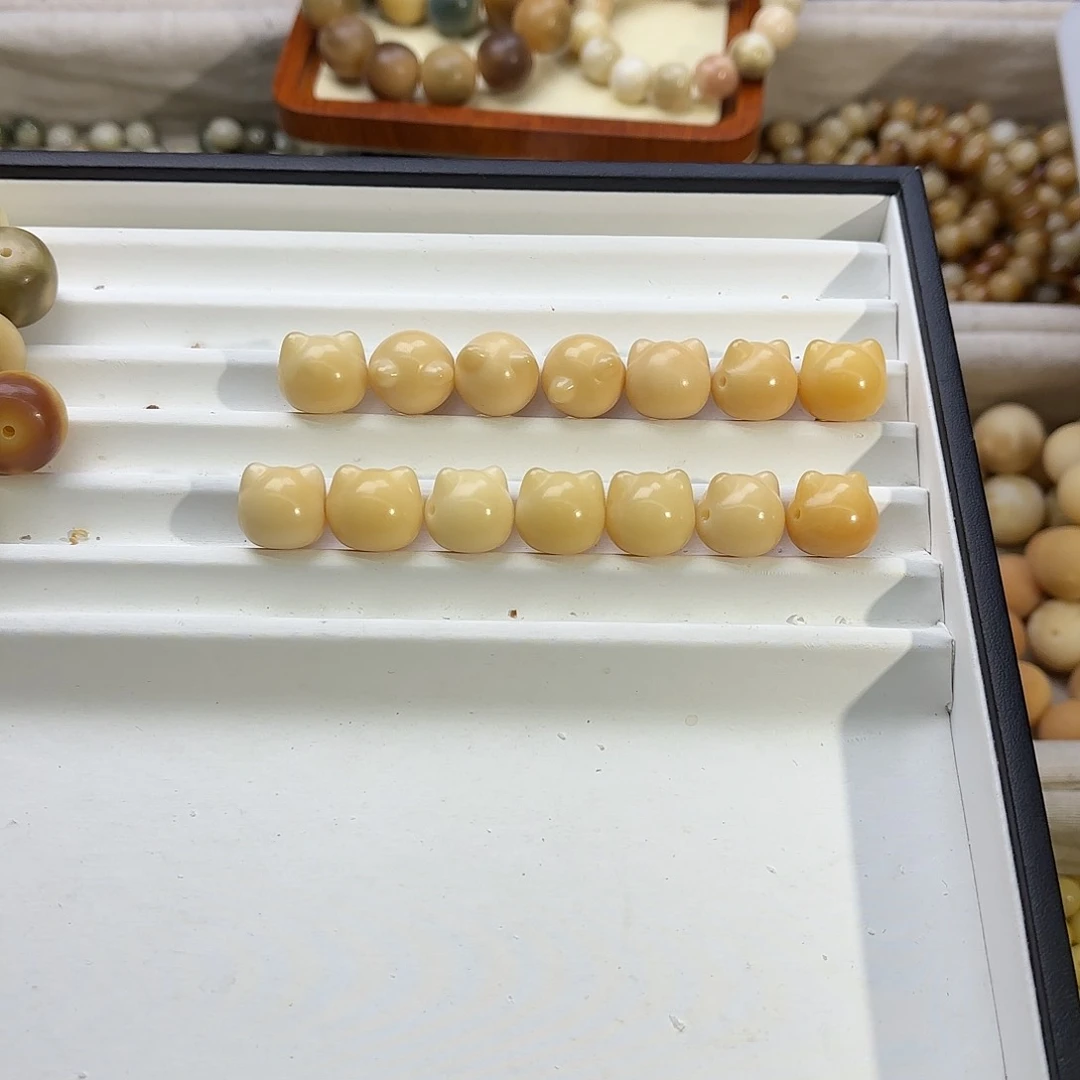 菩提根/象牙果手串❥****ʚ卡18左右猫头13颗默认微瑕