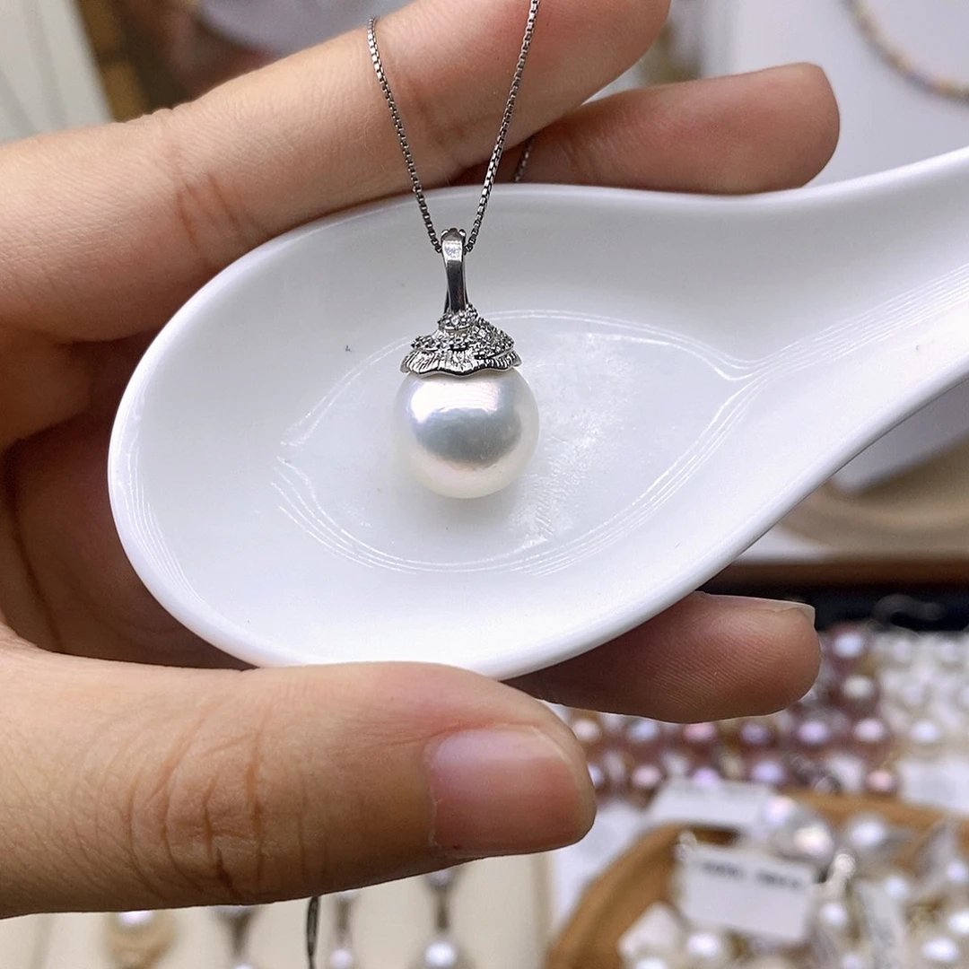 淡水珍珠未镶嵌吊坠(赠链)