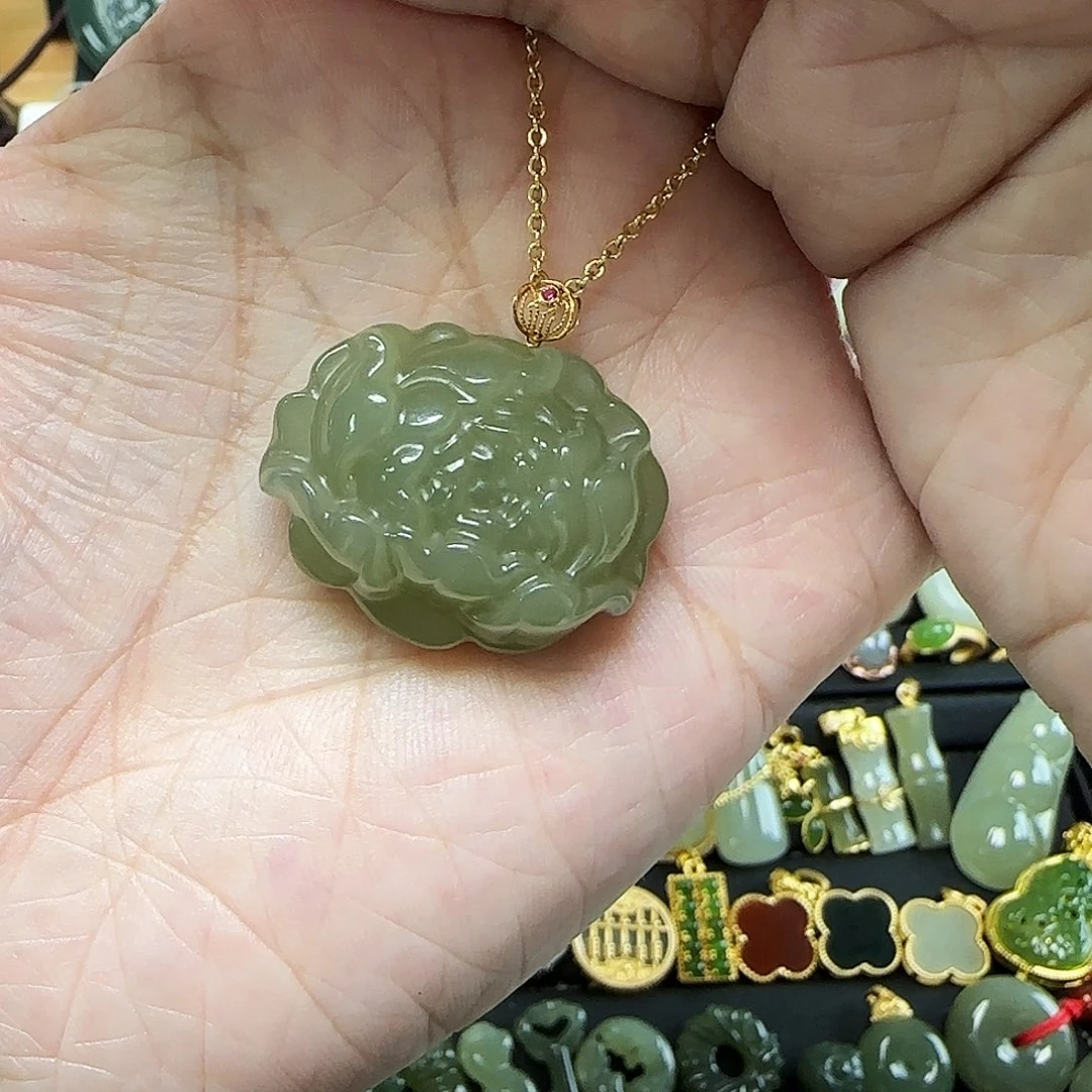 和田玉18K金镶嵌吊坠(不含链)往****头