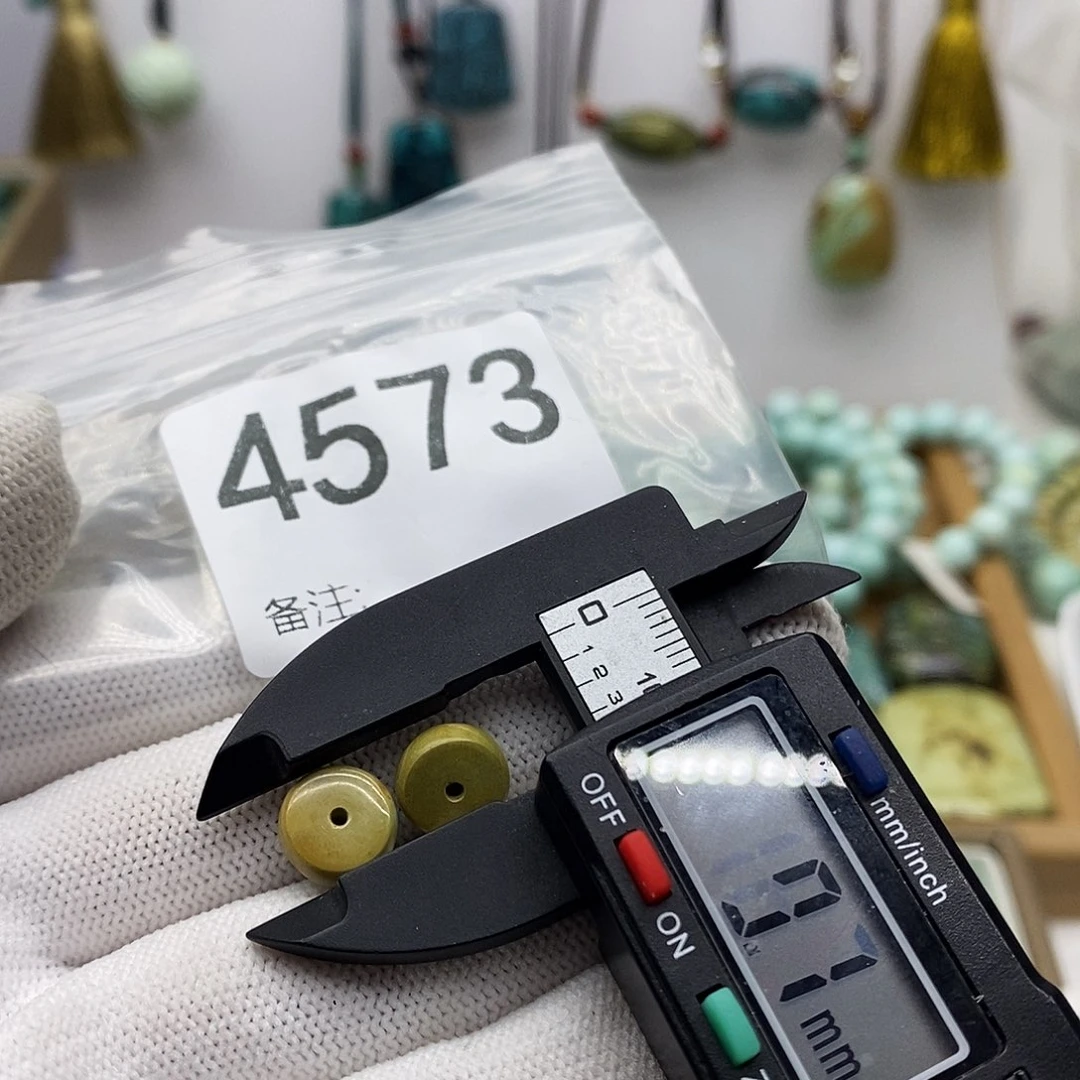 南红玛瑙未镶嵌颈饰