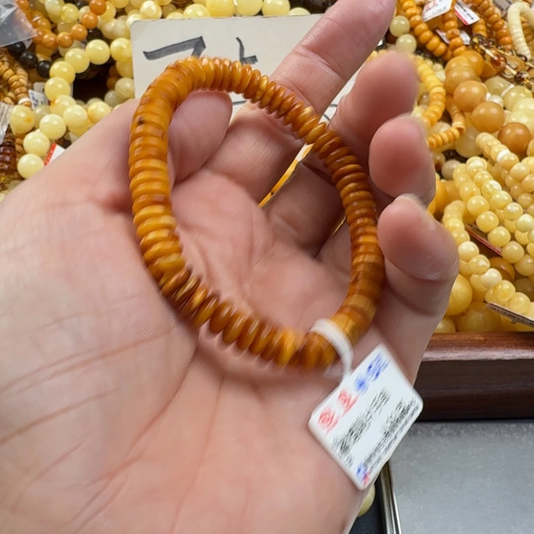 未镶嵌琥珀珠宝奇石