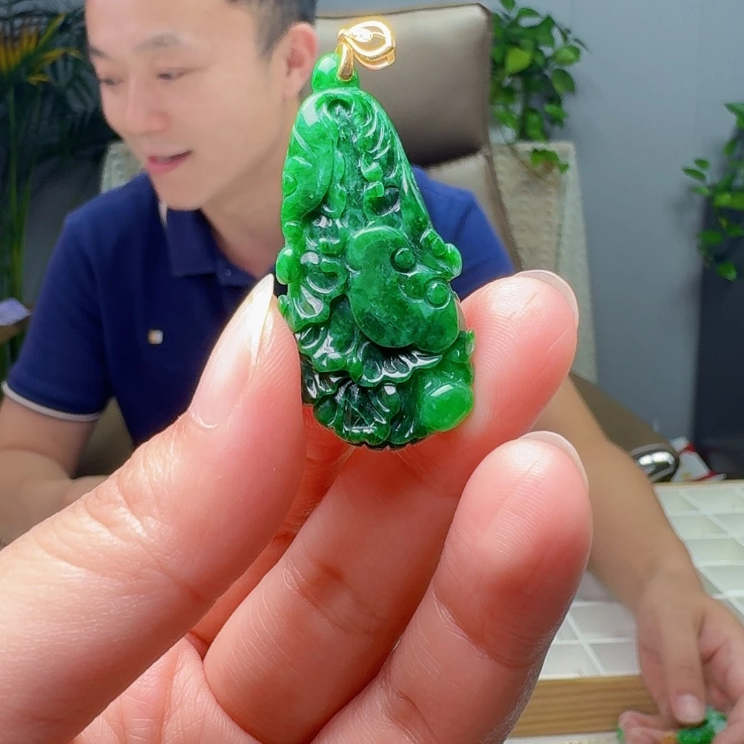 翡翠18K金镶嵌吊坠(不含链)天然