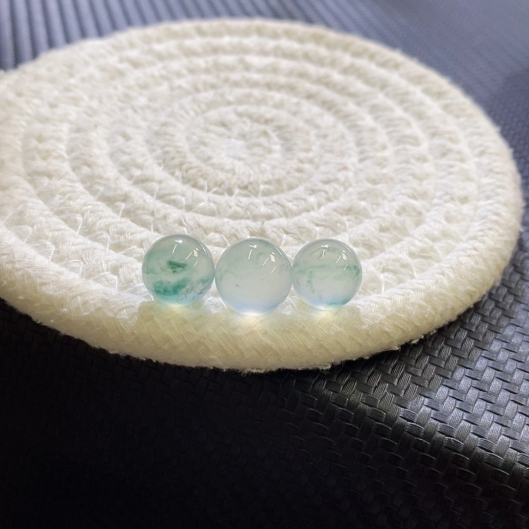 未镶嵌挂件翡翠一组珠珠