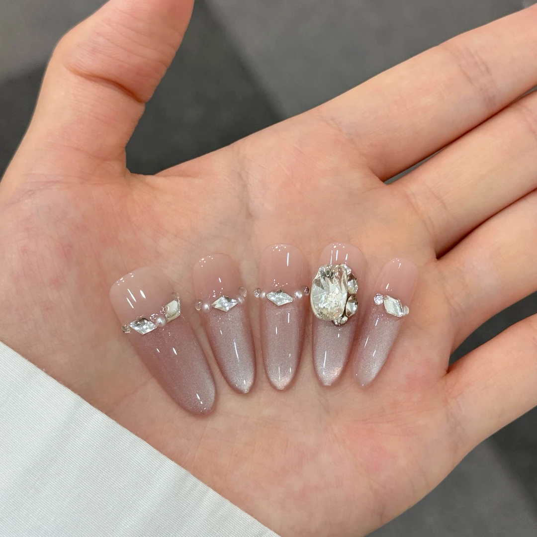 V09纯手工穿戴甲美甲镶钻冰透高级中长款猫眼显白10片装