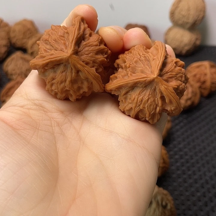 文玩核桃把件39盘山077