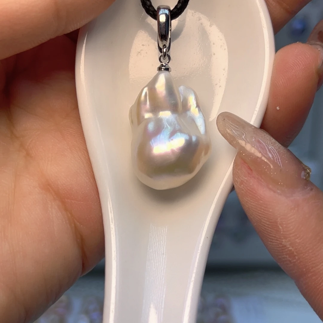 颈饰未镶嵌淡水珍珠