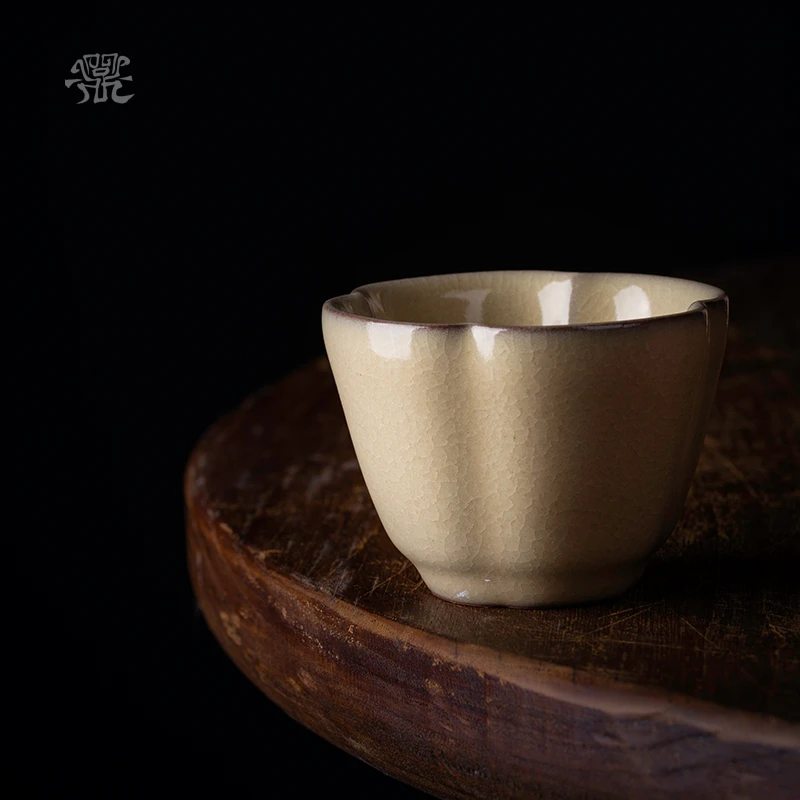 问鼎哥窑传世款连翘杯