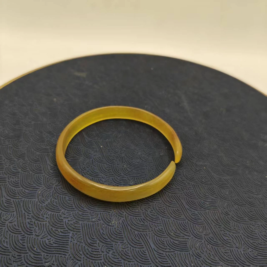 16号O3样黄色时尚开口手镯