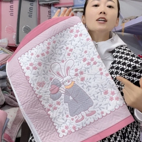 棉特价粉色花园兔