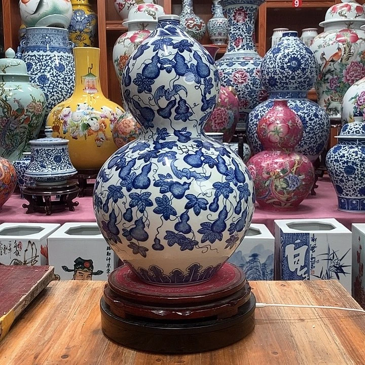景德镇陶瓷手工手绘花瓶摆件
