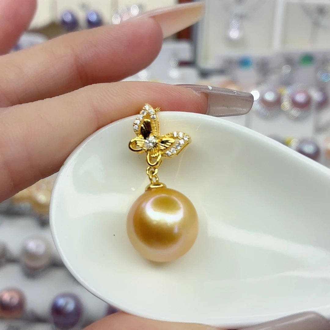 淡水珍珠颈饰合金