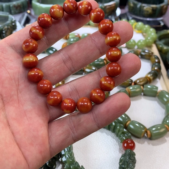 透闪石质玉未镶嵌珠宝奇石墨*钦