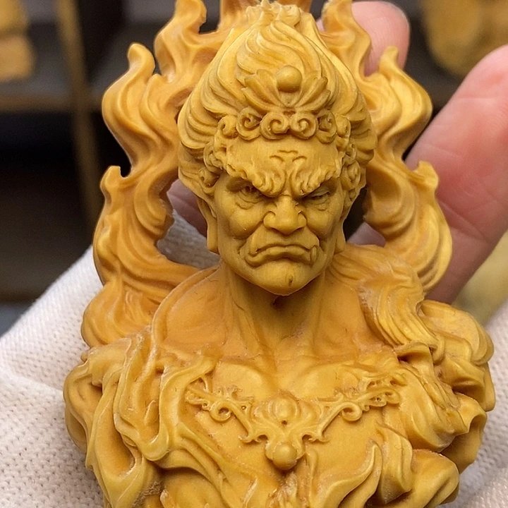 木黄杨木不动明王摆件