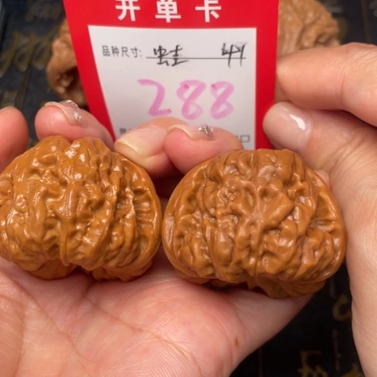 吊坠桃核文玩的好