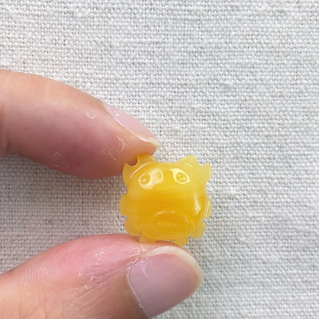 琥珀未镶嵌裸石螃蟹
