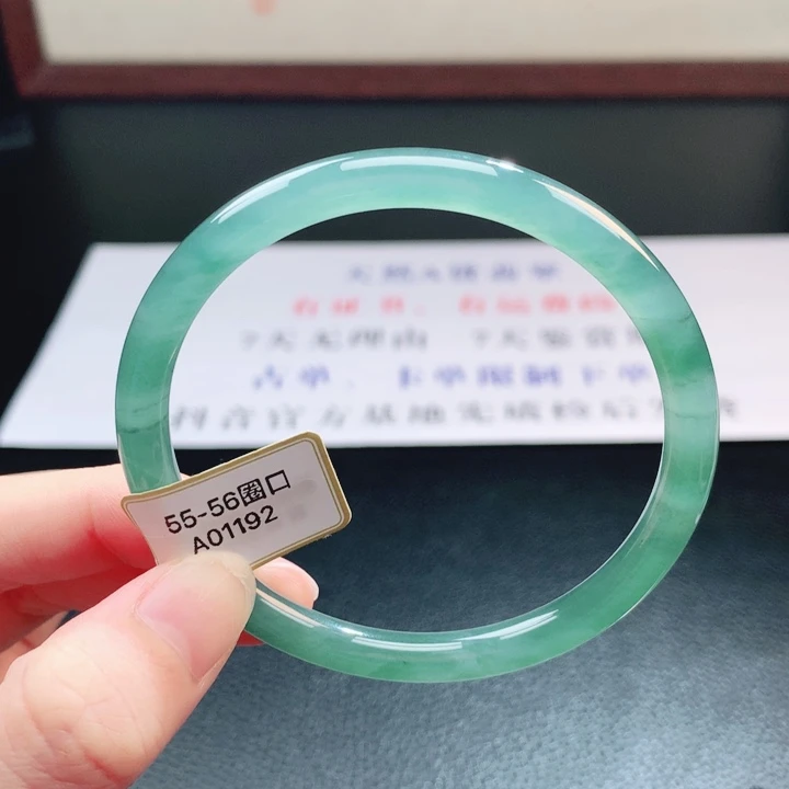 翡翠未镶嵌手镯翡翠手镯35