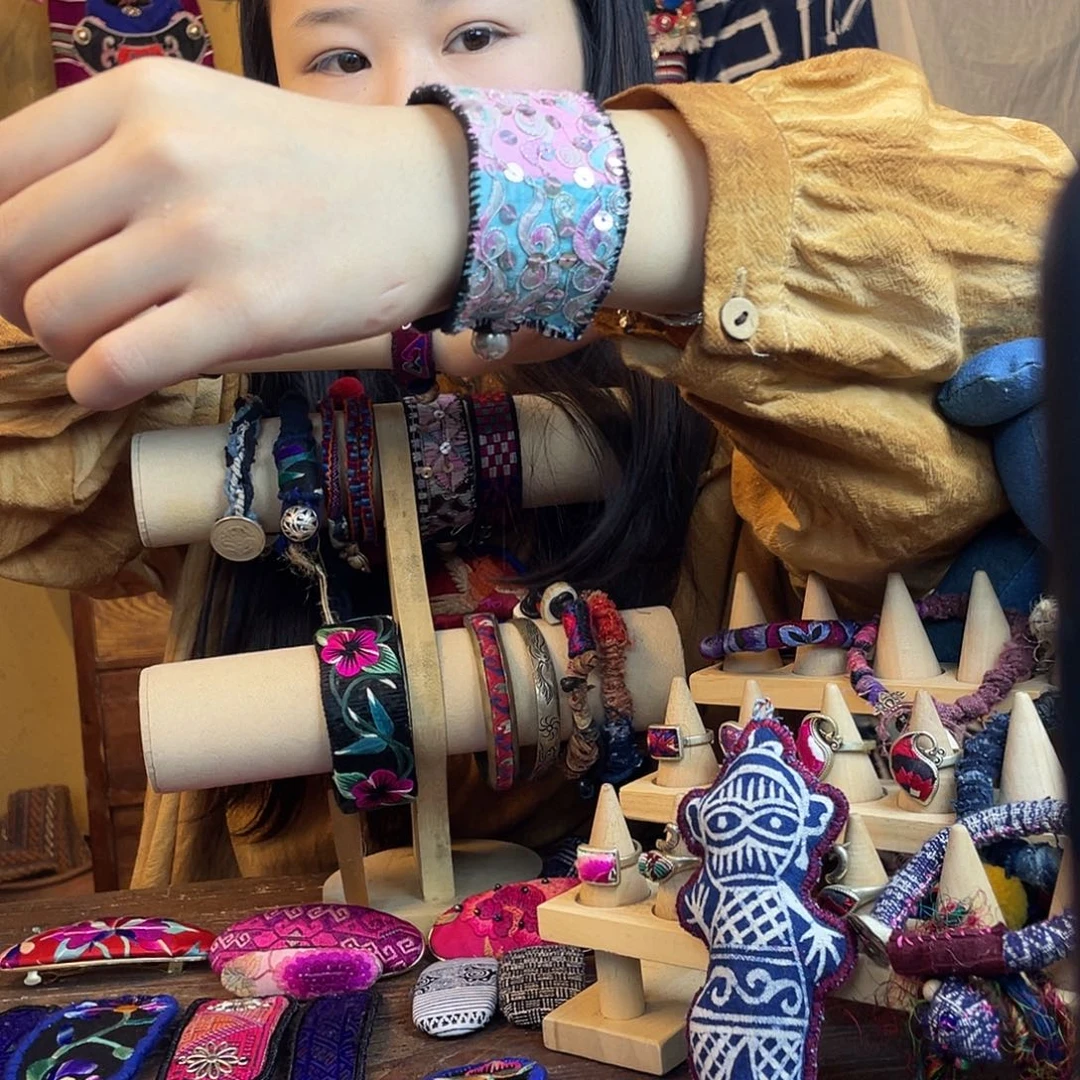 手上首饰民族风好看