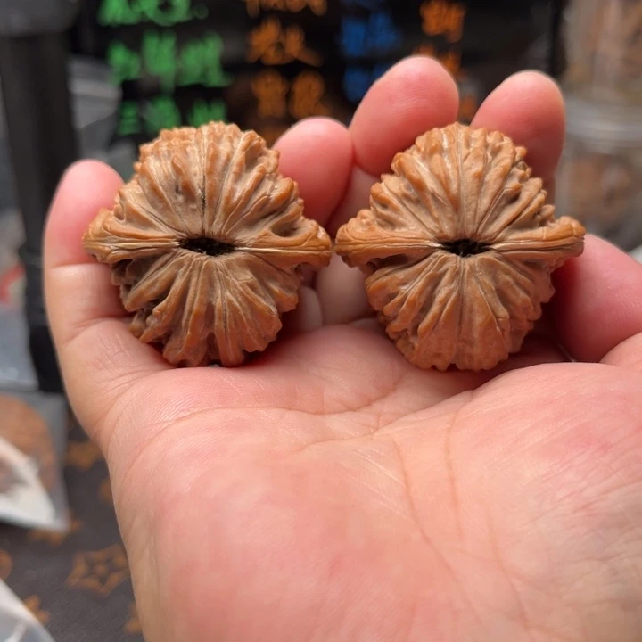 把件文玩核桃四座楼