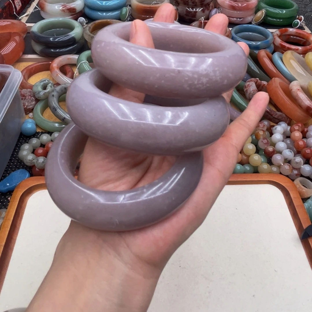 石英质玉未镶嵌圈口56