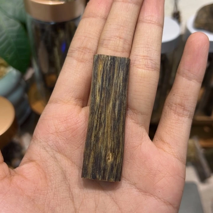 金***豆沉香碎屑沉香素牌