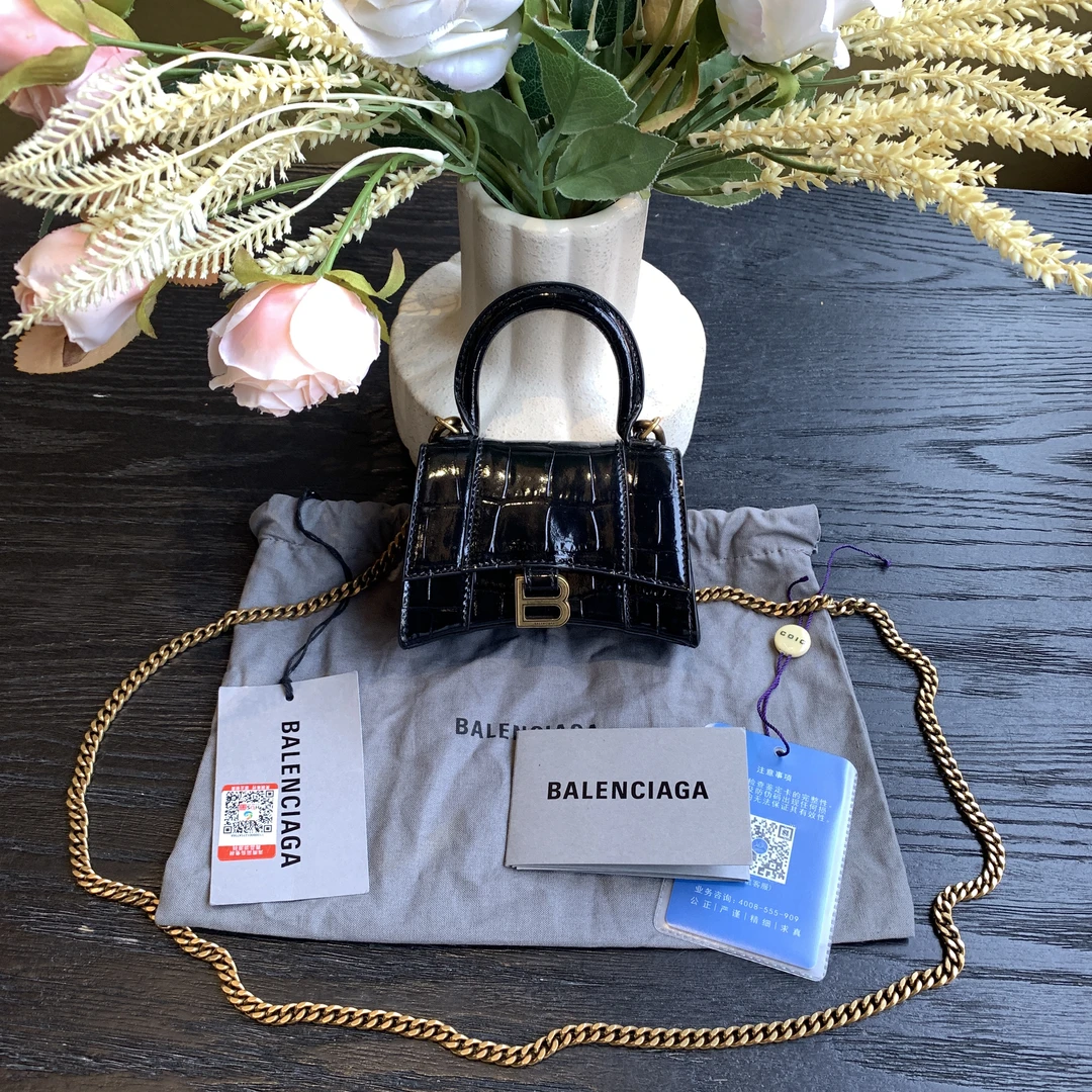 95新 Balenciaga/巴黎世家  mini 链条沙漏包 98新/sp22719