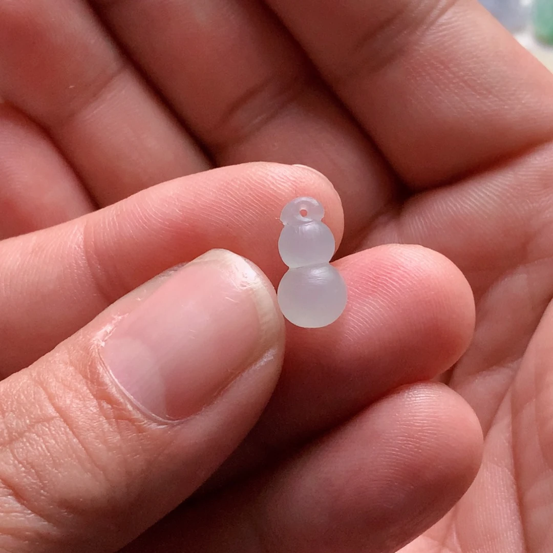 未镶嵌定制翡翠冰种葫芦