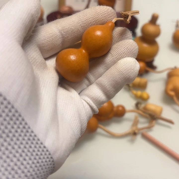 似***馨天然手捻老皮葫芦